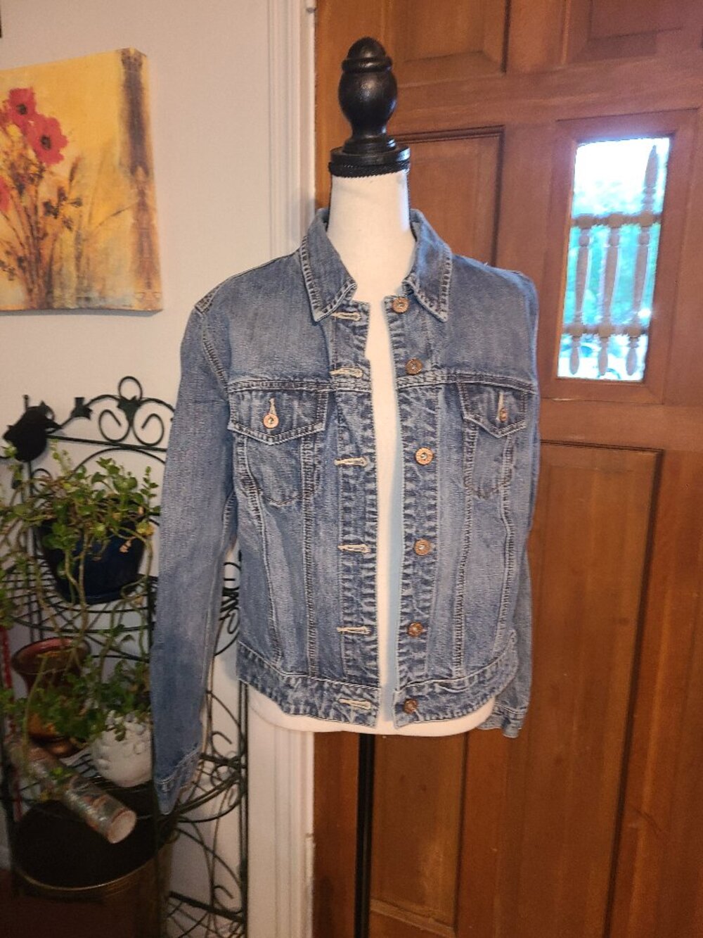 GAP Denim Jacket SZ Large Button Front Classic 2 Flap Pockets